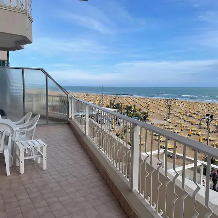 Appartamento Fronte Mare-residence Union 9 Lido di Jesolo